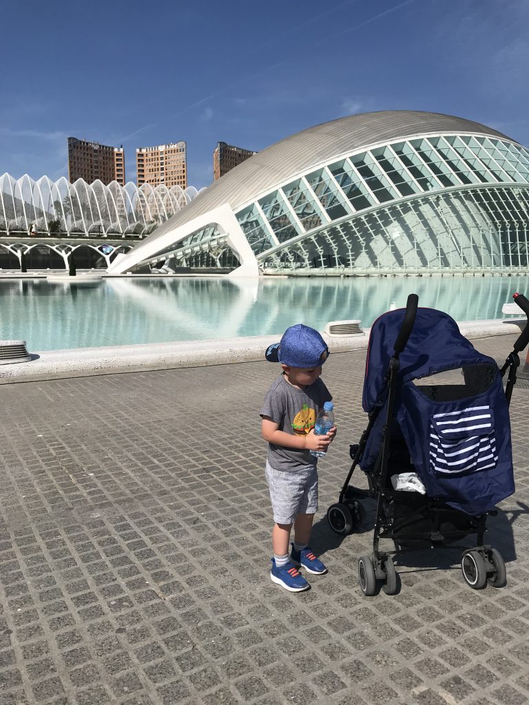 HOW I USED MY ONLINE BUSINESS TO MOVE MY FAMILY TO SPAIN